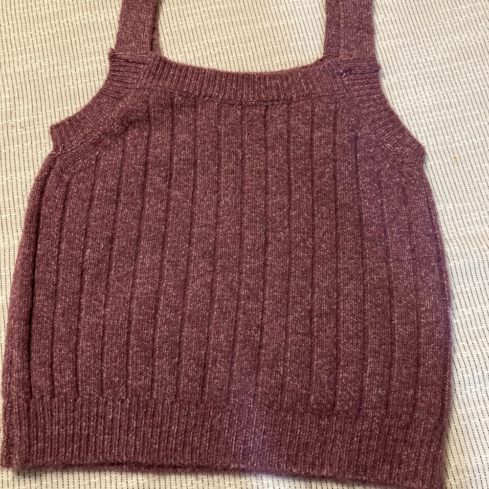 Cardi and Tank. Size 4/5. - Picture 5 of 5